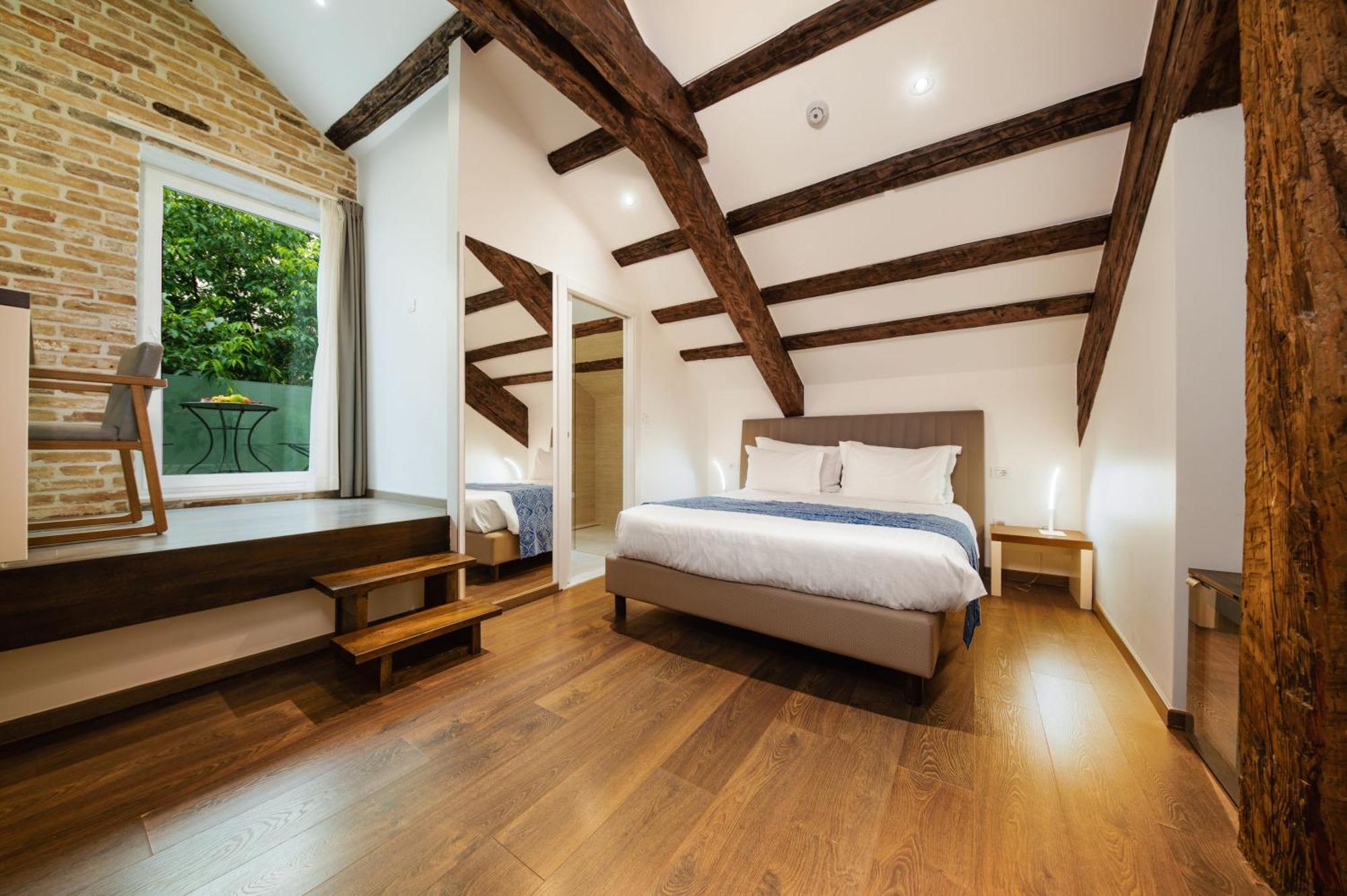 Azur Palace Luxury Rooms Split Zewnętrze zdjęcie