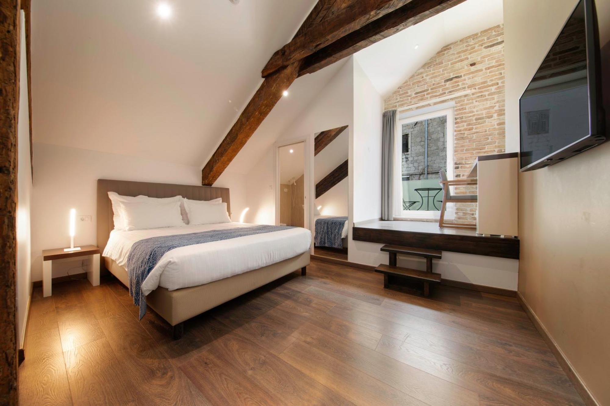 Azur Palace Luxury Rooms Split Zewnętrze zdjęcie